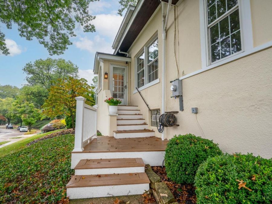 3246 Observatory Avenue, Cincinnati, OH 45208 Photo 5