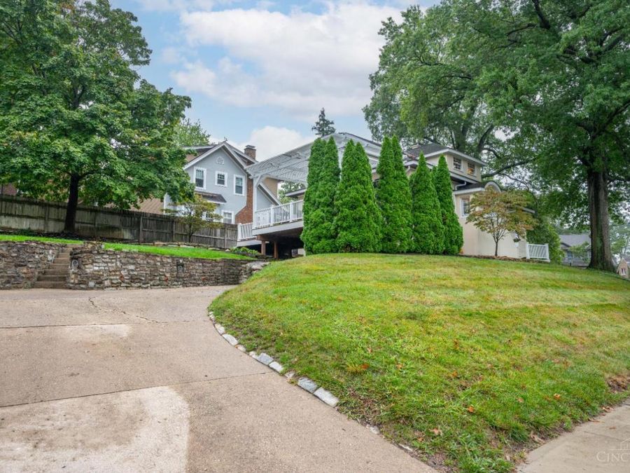 3246 Observatory Avenue, Cincinnati, OH 45208 Photo 66