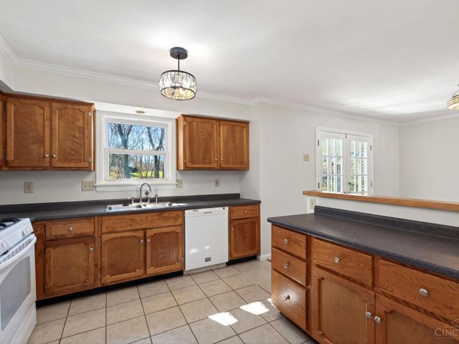 3929 Malaer Drive, Sharonville, OH 45241 Photo 19
