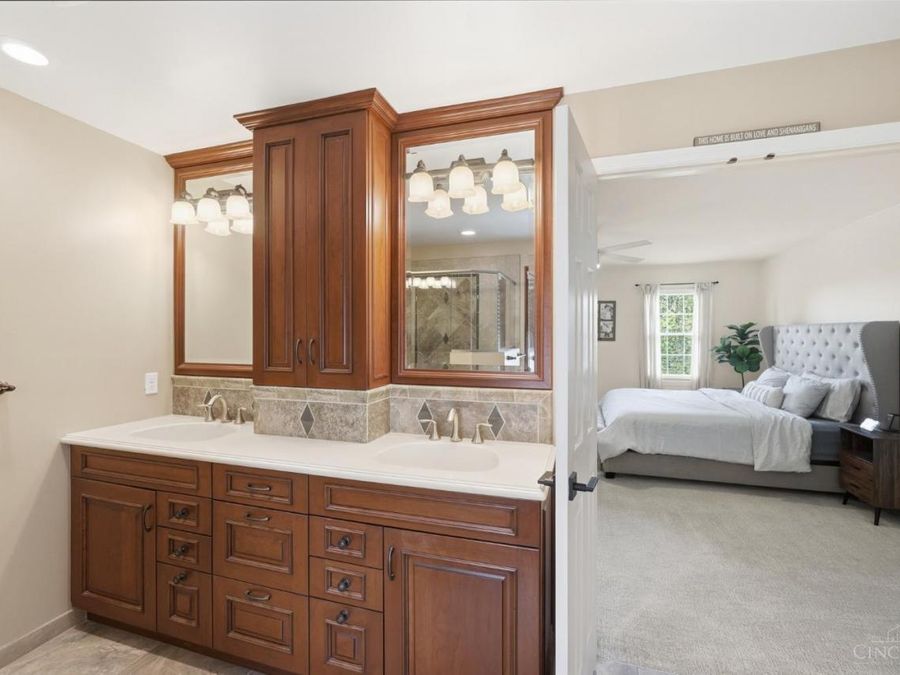 3725 Sherbrooke Drive, Evendale, OH 45241 Photo 32