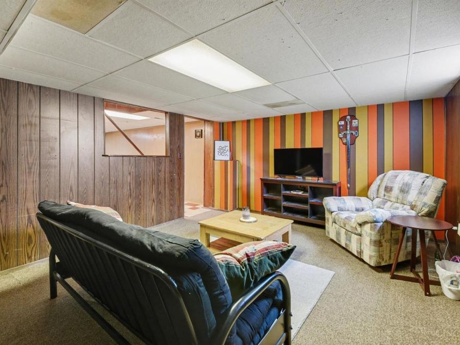 1 Jennings Road, Greenhills, OH 45218 Photo 20