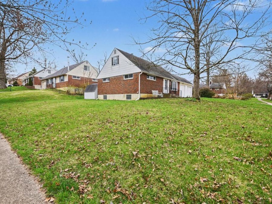 1 Jennings Road, Greenhills, OH 45218 Photo 26