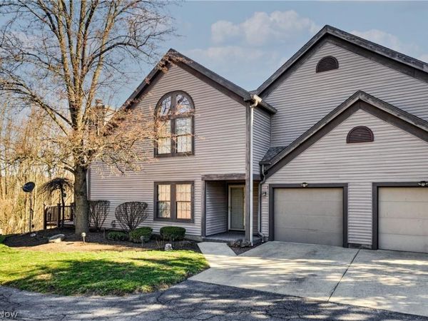 4032 Saint Andrews Court , Unit 1, Canfield, OH 44406