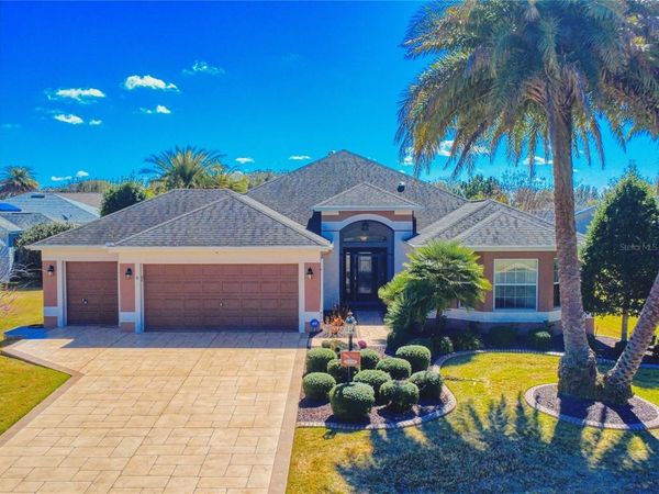 2450 CARRIAGE HILL WAY , THE VILLAGES, FL 32162