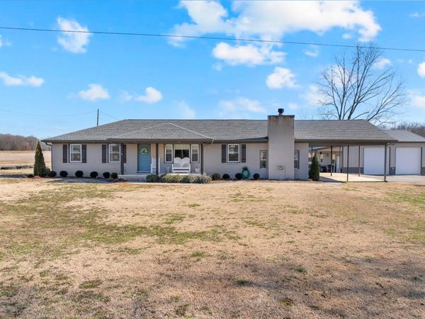 52 Hotel Rd , Flintville, TN 37335