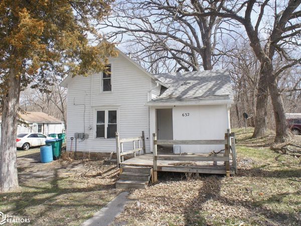 632 Maple Avenue, Webster City, IA 50595
