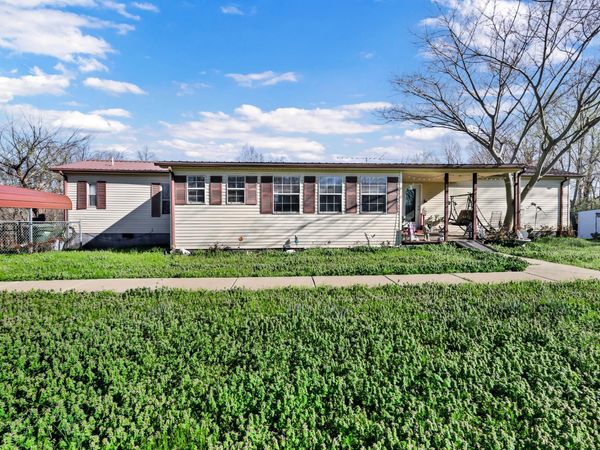 1765 Woolworth Rd , Erin, TN 37061