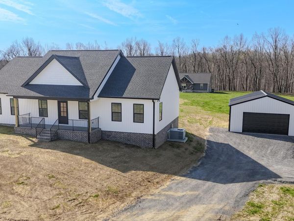 1833 Shiloh Rd , Lafayette, TN 37083