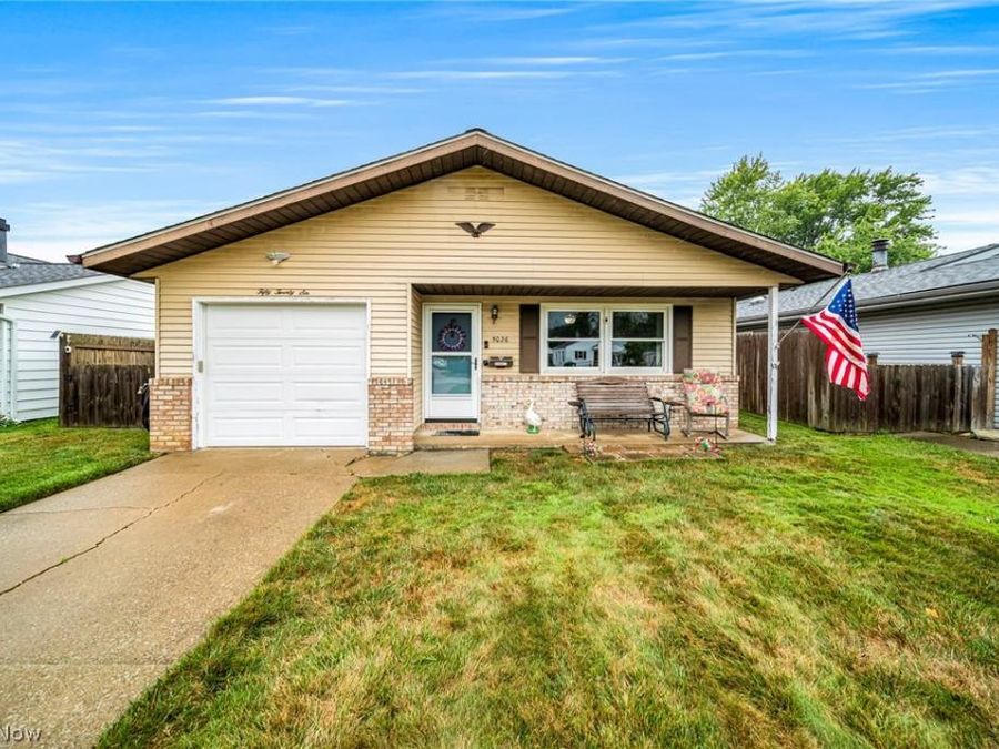 5026 Glenn Lodge Drive , Mentor, OH 44060 Photo 1