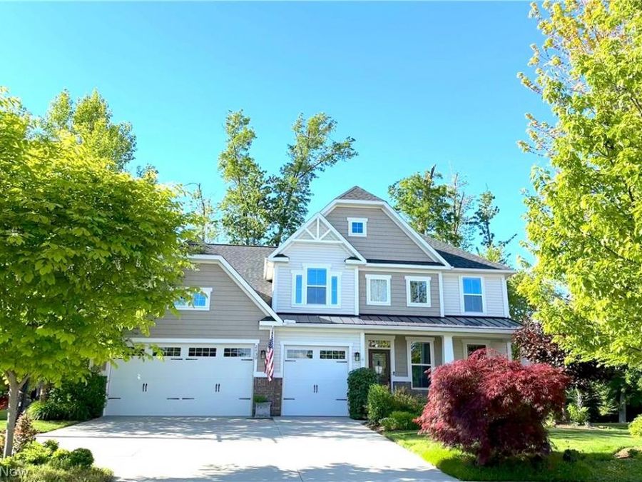2430 Woodhawk Lane , Avon, OH 44011 Photo 1
