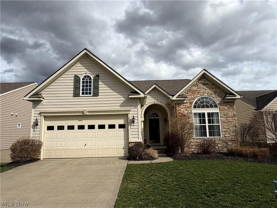 895 Highridge Lane , Kent, OH 44240 Photo 1