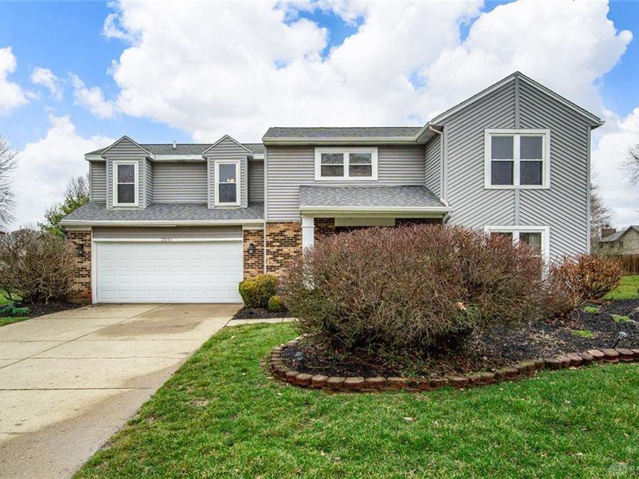 2551 Woodbluff Lane, Washington Township, OH 45458 Photo 1