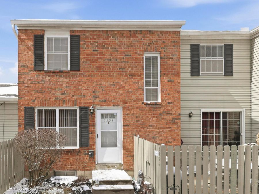 2534 Home Acre Drive , Unit 34, Columbus, OH 43231 Photo 1