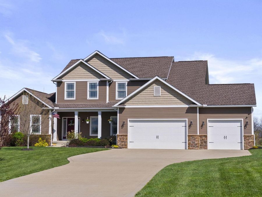 15070 Home Court , Ashville, OH 43103 Photo 1