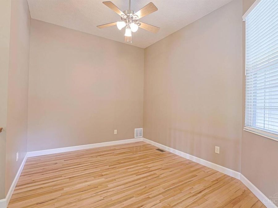 5957 Castlewood Crossing, Miami Township, OH 45150 Photo 12