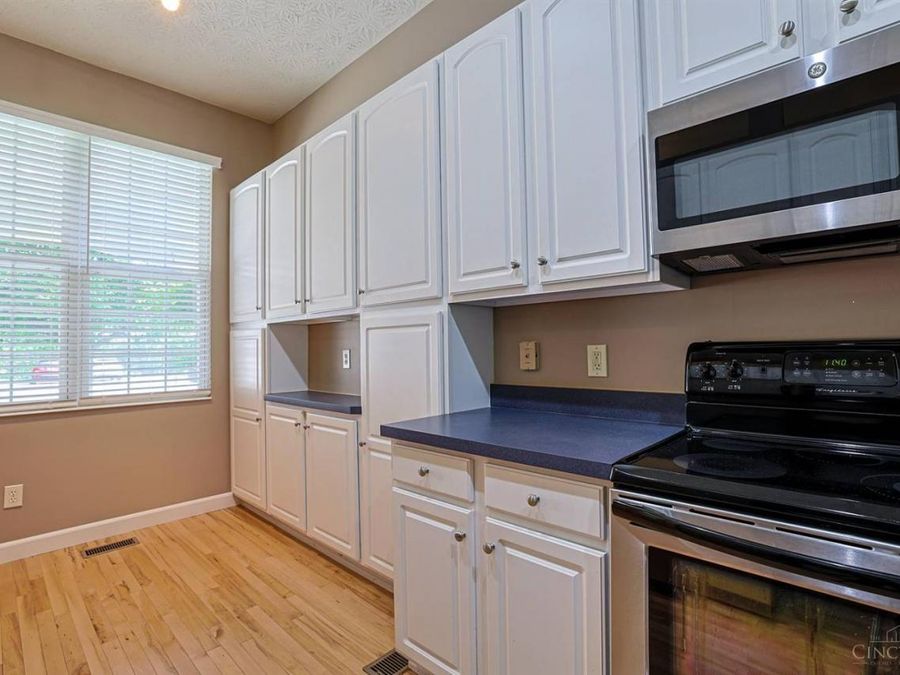 5957 Castlewood Crossing, Miami Township, OH 45150 Photo 16