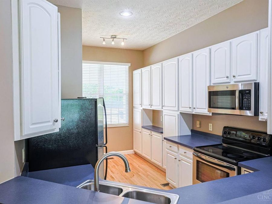 5957 Castlewood Crossing, Miami Township, OH 45150 Photo 18