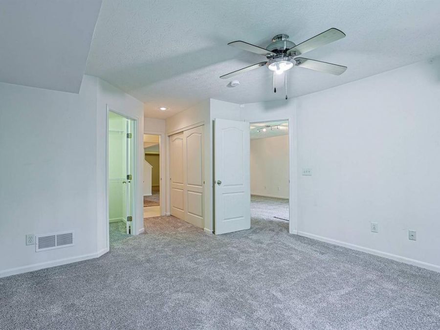 5957 Castlewood Crossing, Miami Township, OH 45150 Photo 27