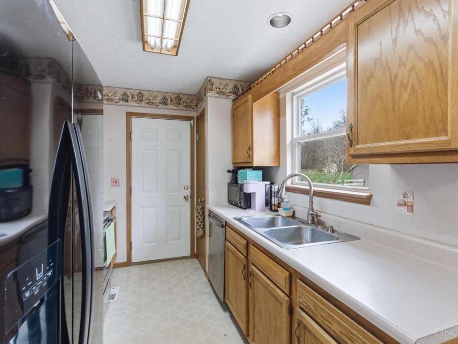 8747 Waynes Way, Harlan Township, OH 45107 Photo 10
