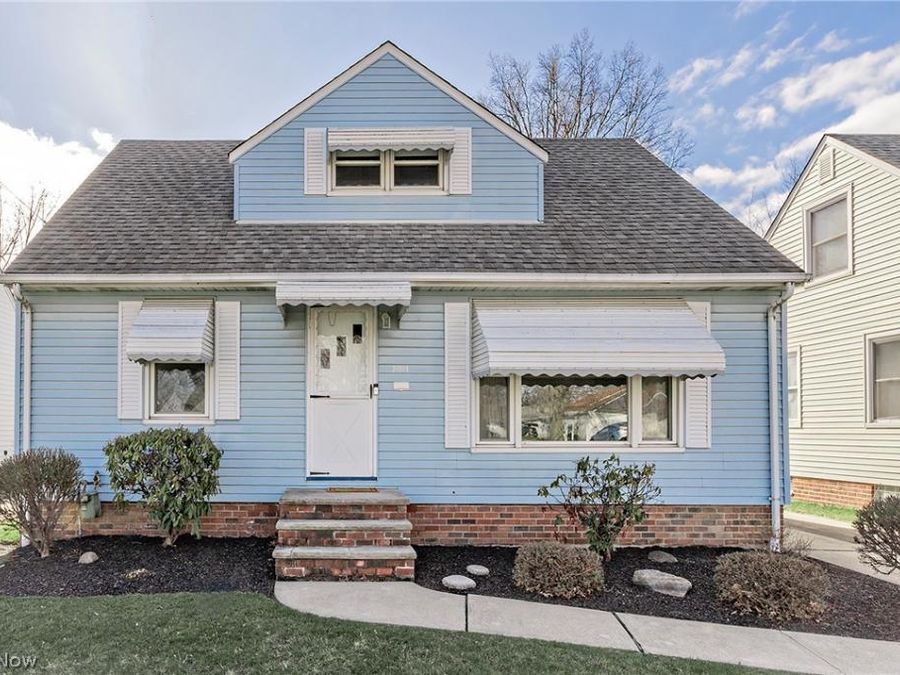 30104 Warren Road , Wickliffe, OH 44092 Photo 1