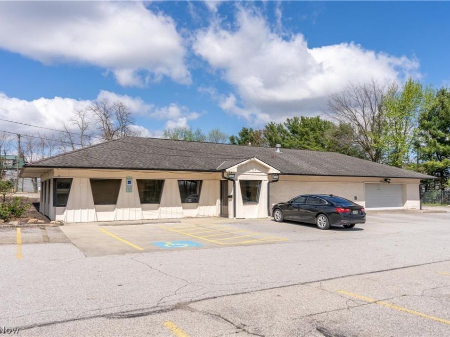 1235 E Tallmadge Avenue , Akron, OH 44310 Photo 1