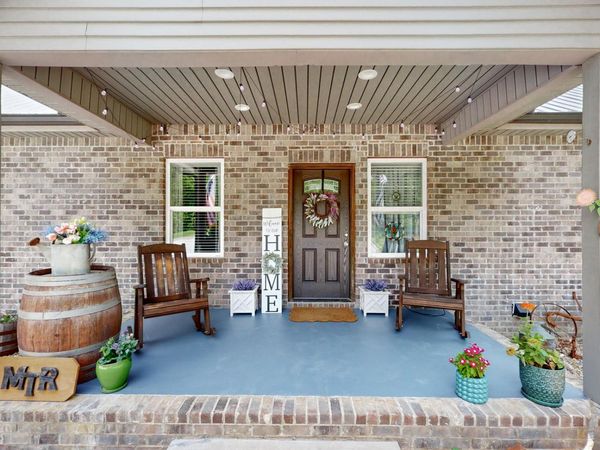 1019 Parker Rd , Kingston Springs, TN 37082