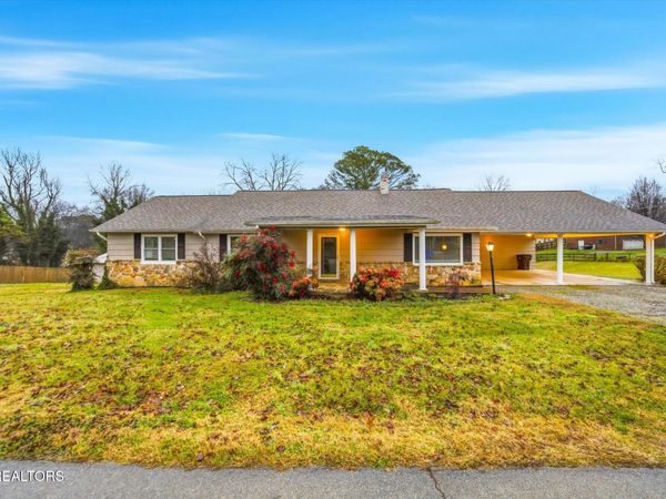 553 Mill St , Madisonville, TN 37354