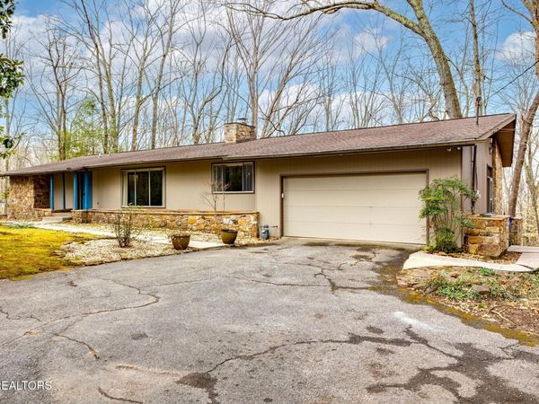 968 W Outer Drive , Oak Ridge, TN 37830