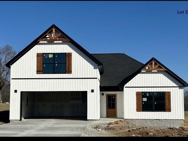 501 Mandalorian way , Dickson, TN 37055