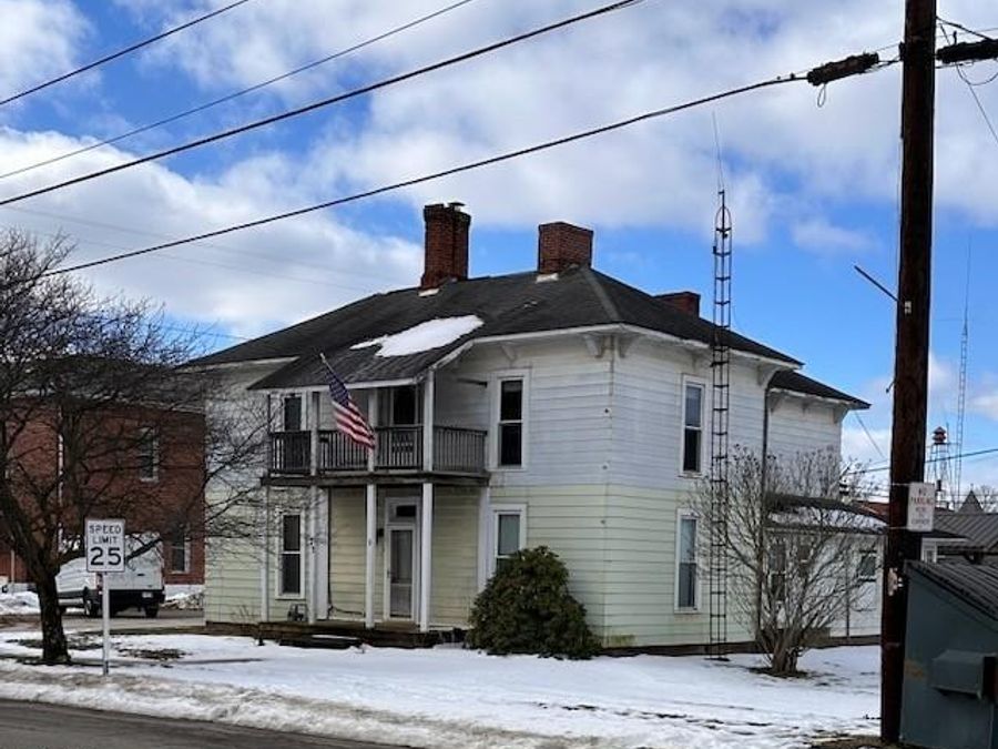 23 N State Street , Frazeysburg, OH 43822 Photo 1