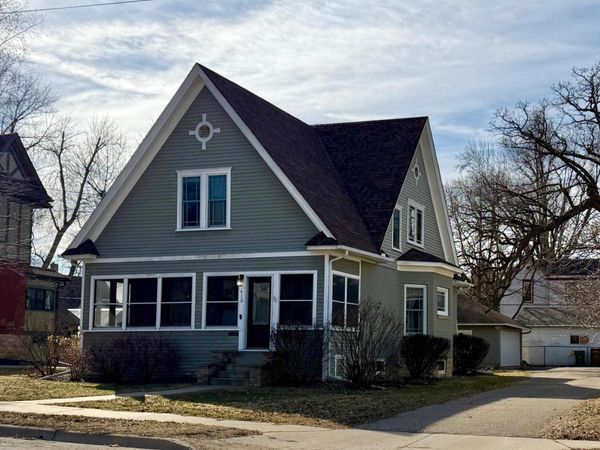 613 W Fountain Street , Albert Lea, MN 56007