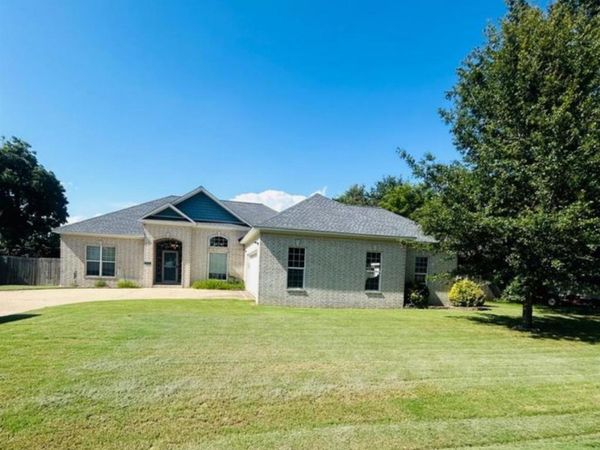626 Leah , Manila, AR 72442