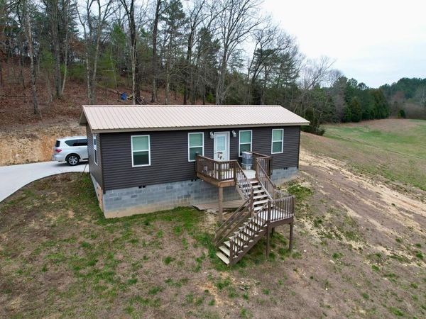 800 Old Mill Road, Dayton 37321