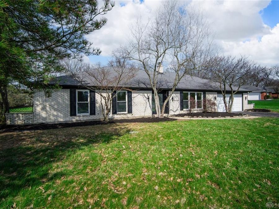 1221 Wood Mill Trail, Centerville, OH 45459 Photo 1