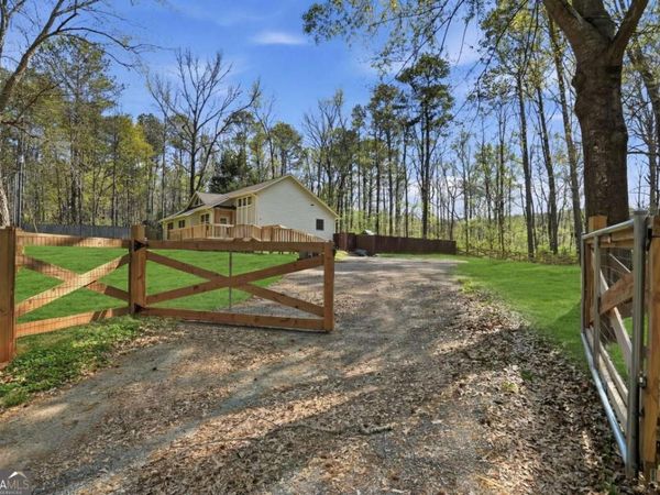 191 Cowan Road SE, Conyers, GA 30094