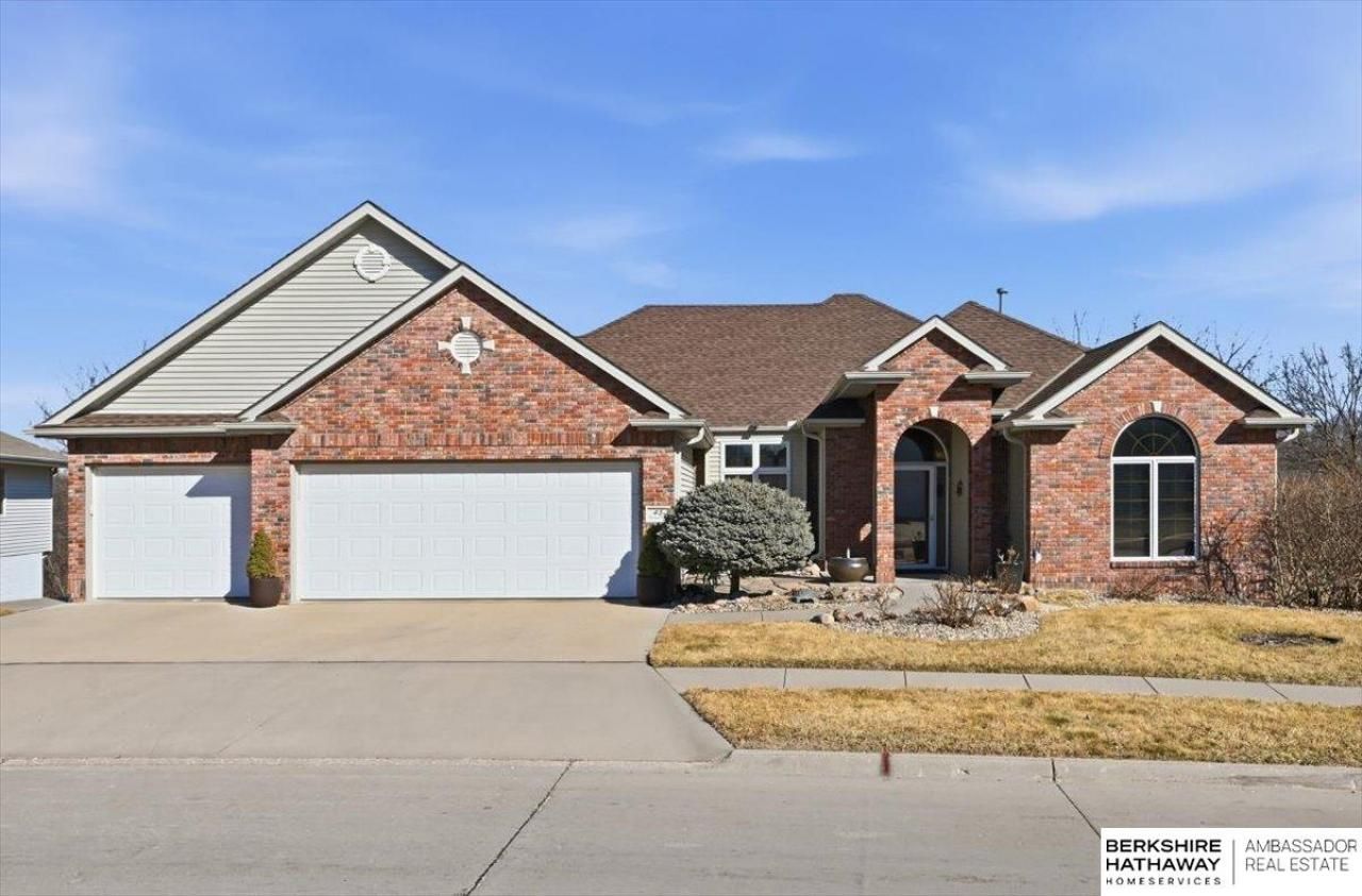 45 Norwood Drive , Council Bluffs, IA 51503