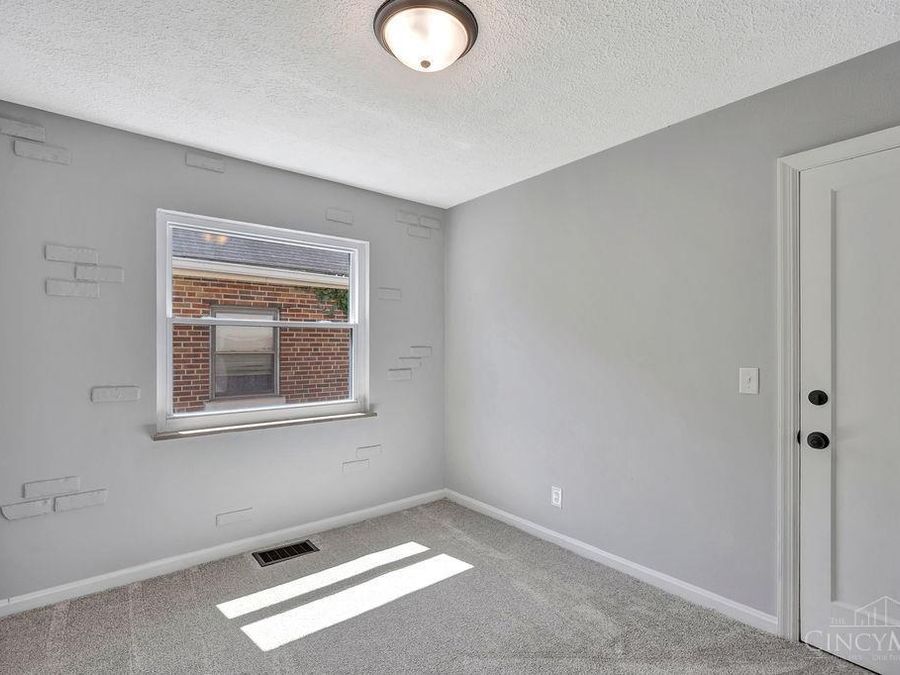 8304 Marley Street, Springfield Township, OH 45216 Photo 10