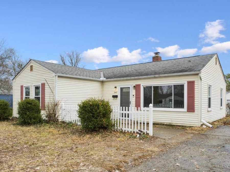 2412 Findlater Court, Cincinnati, OH 45230 Photo 3