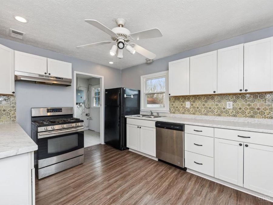 2412 Findlater Court, Cincinnati, OH 45230 Photo 6