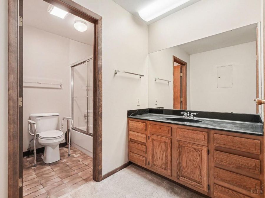 9048 Winton Road, Unit 6, Springfield Township, OH 45231 Photo 16