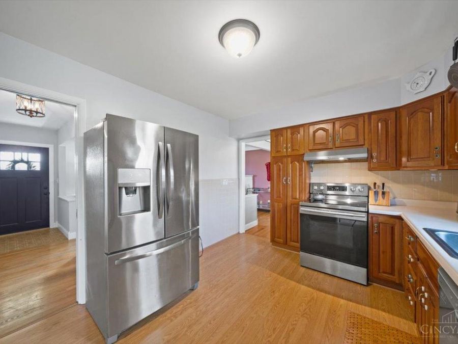 113 Siebenthaler Avenue, Reading, OH 45215 Photo 11