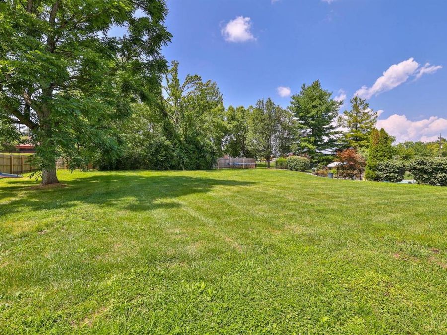 8747 Cheviot Road, Colerain Township, OH 45251 Photo 25