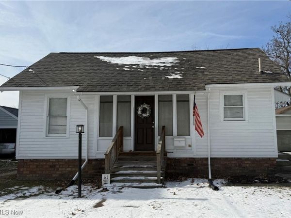 520 Washington Avenue , Niles, OH 44446