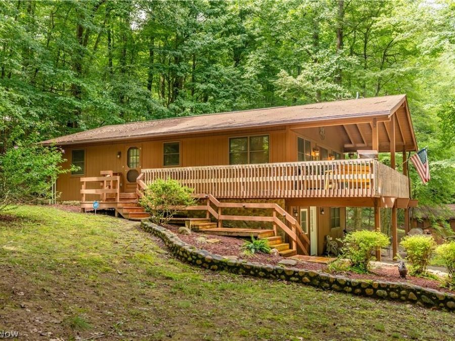 7924 Eberhart Road NW, Dover, OH 44622 Photo 1