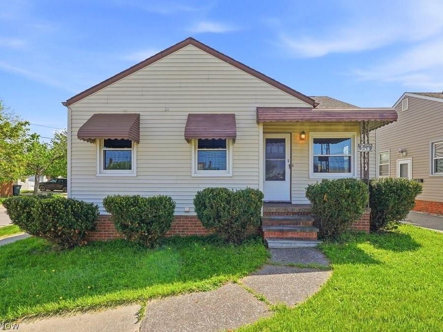 4919 Ridge Road , Brooklyn, OH 44144 Photo 1
