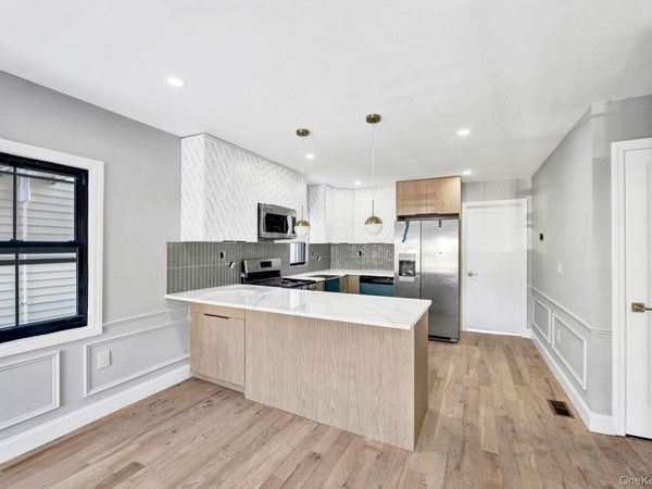 9318 Foster Avenue , Brooklyn, NY 11236