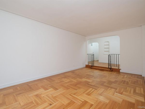 2685 Creston Avenue , Unit 2-L, Bronx, NY 10468