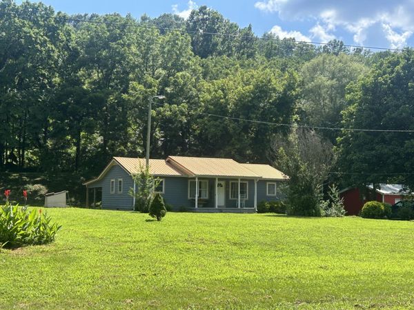 1775 Old Beech Creek Rd , Waynesboro, TN 38485