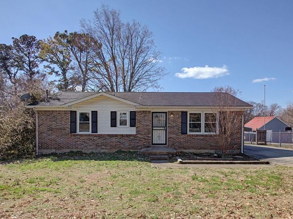 2004 Morris Ave , Columbia, TN 38401