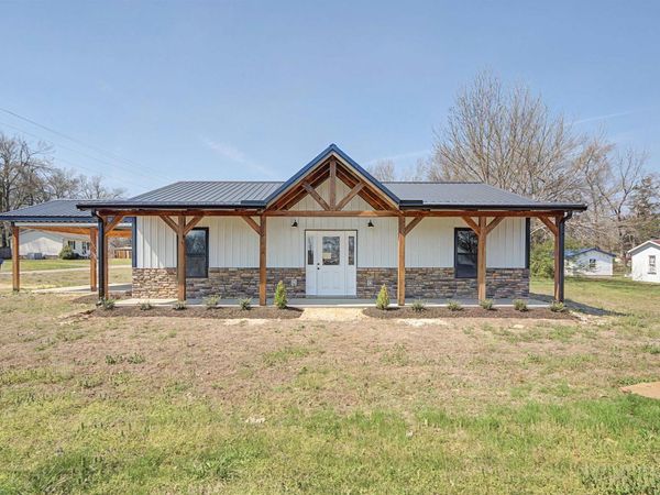 82 MASSEY ST , Adamsville, TN 38310
